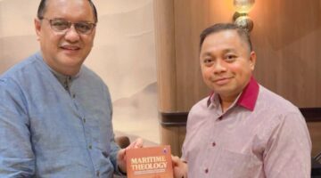 Makassar Jadi Saksi Penyerahan “Maritime Theology”: Menguatkan Nilai Iman dalam Dunia Pelayaran.